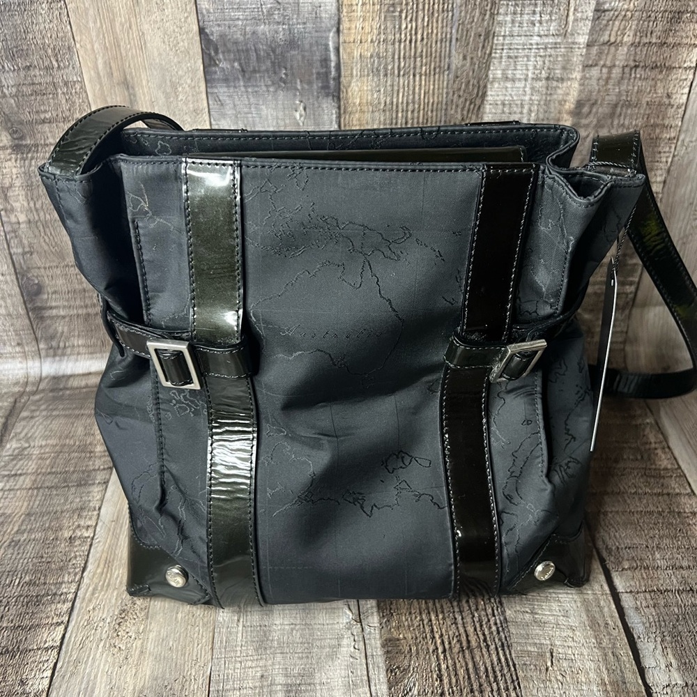 Alviero Martini bucket bag crossbody black